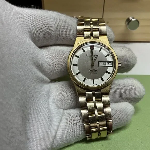 Omega Constellation Electronic f300hz Running OEM Bracelet And Crown